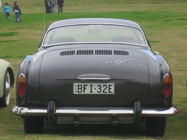 http://i115.photobucket.com/albums/n284/avwnut/IMG_7804.jpg