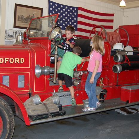  photo 2014-08-22_3_new_bedford_fire_museum_013_zps7f0e11d6.jpg