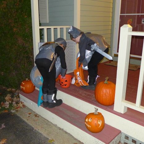  photo 2015-10-31_2_trick_or_treating_005_zps58fozs5c.jpg