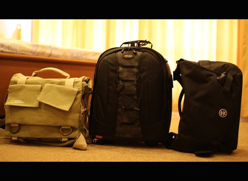 lowepro rolling computrekker aw