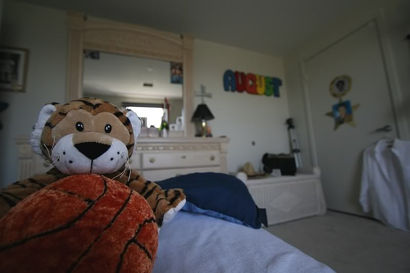 IMAGE: http://i115.photobucket.com/albums/n316/yandoli/IMG_0090-2.jpg