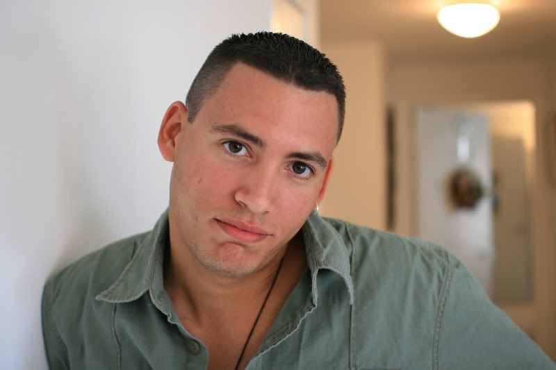 IMAGE: http://i115.photobucket.com/albums/n316/yandoli/IMG_1543.jpg