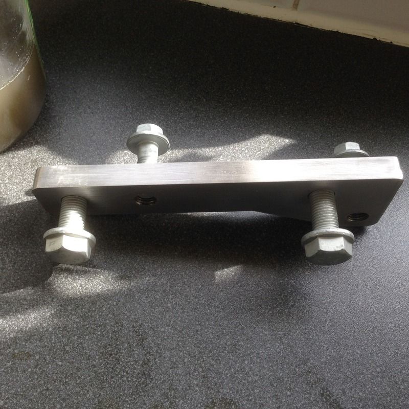 (E39) Brembo Cayenne Caliper Adapters