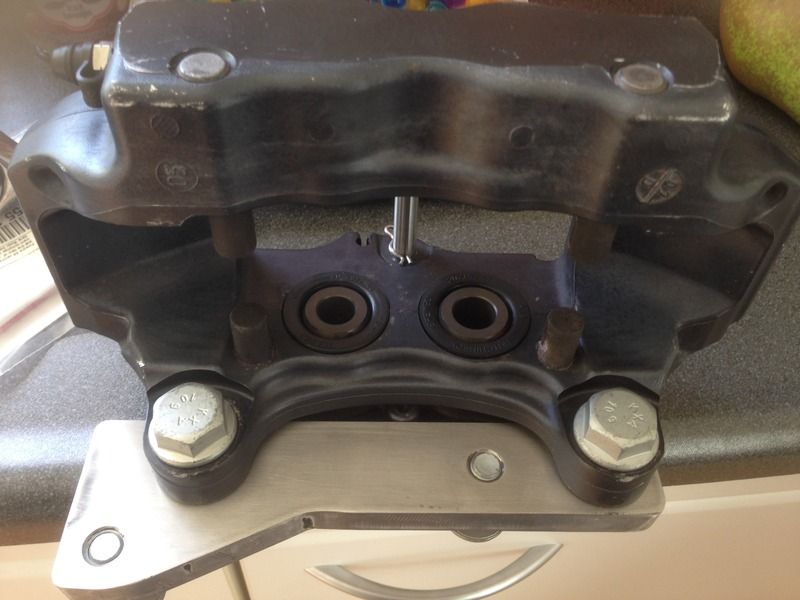 (E39) Brembo Cayenne Caliper Adapters