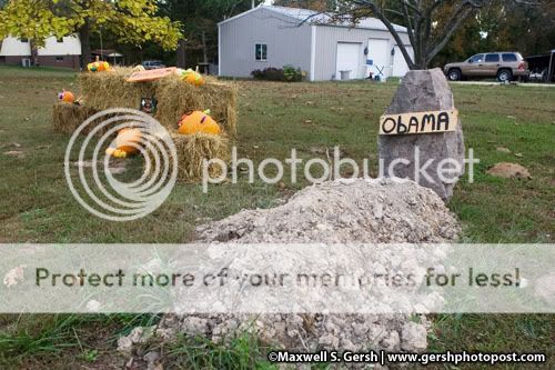 Obama Grave ©Maxwell S. Gersh