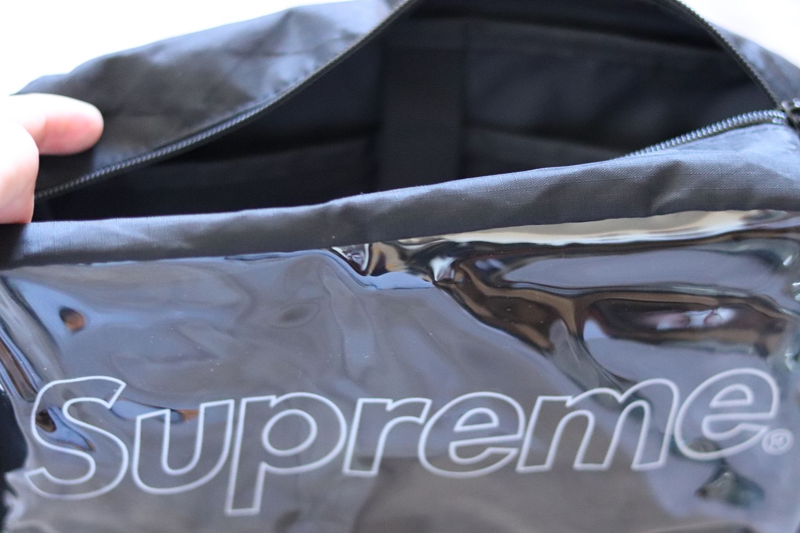 supreme utility bolsa fw18